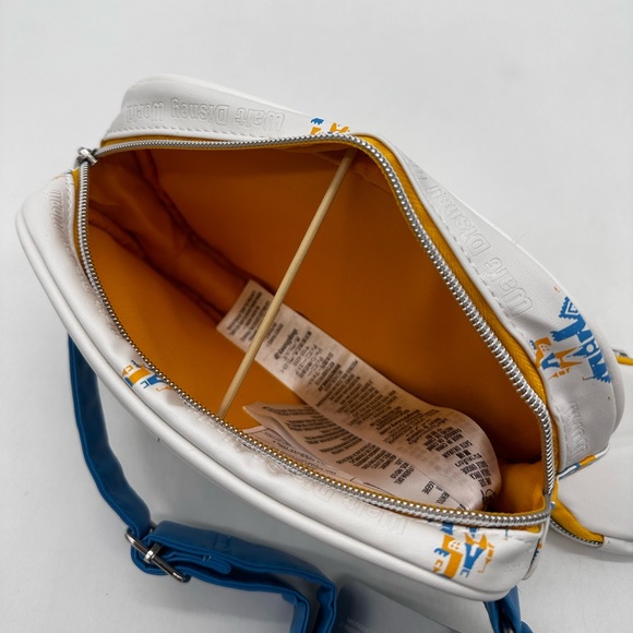 Disney Walt Disney World 50th Anniversary Cinderella Castle Purse/belt Bag - Picture 6 of 10